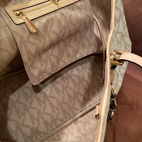 Michael Kors large tote - Picture 4 of 6